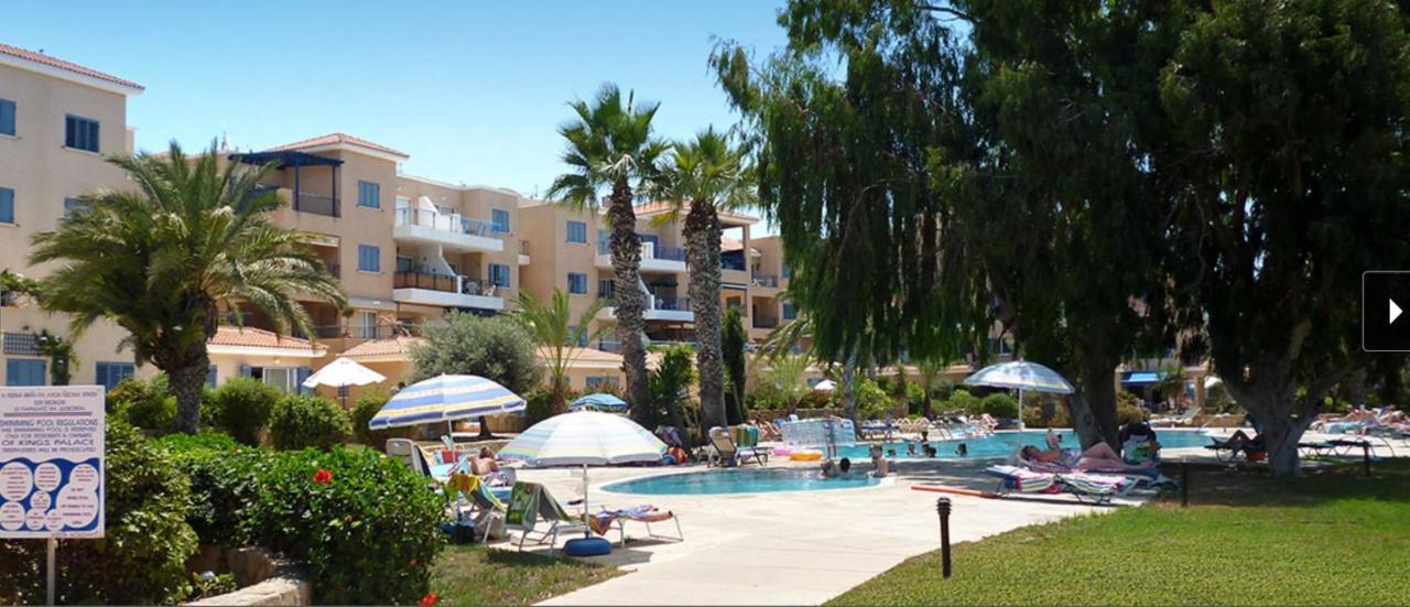 Kings Palace - Spacious 2-bed With Sea Views And Large Patio Appartement *